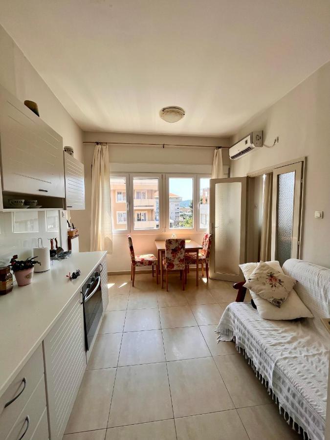 Mint Apartment Tivat Luaran gambar